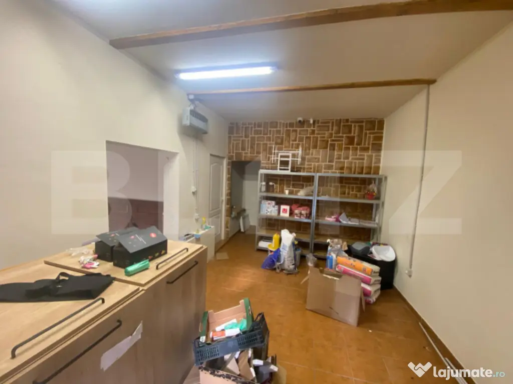 Spatiu comercial, 150 mp, zona Lipovei