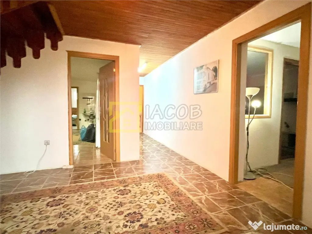 Casa P M, 5 camere,com. Oniscani, jud. Bacau 