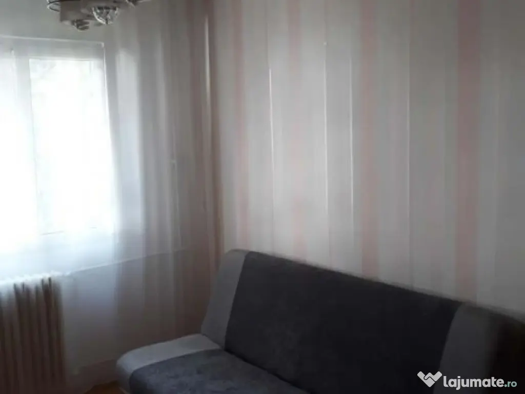 Garsoniera zona Aviatorilor