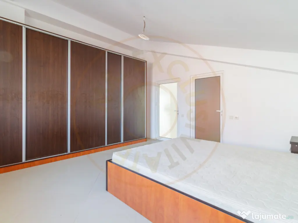 Apartament 3 camere - Mansarda inalta - 122 mp Voluntari 