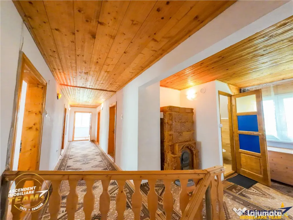 FILMTur 3D!Casa familiala 6 camere, teren mica livada, Intor 