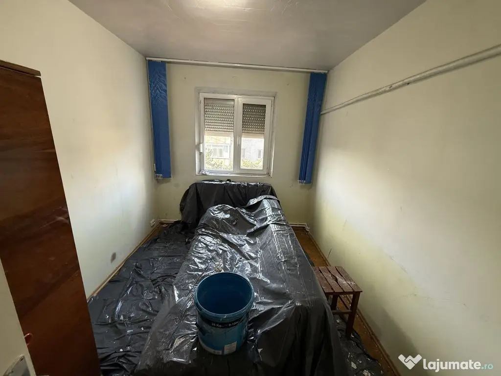 Apartament 3 camere zona KM 4-5