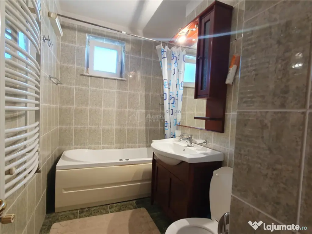 Apartament spatios - 60 mp - 2 camere - Zamca 