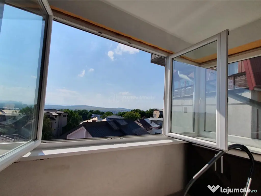 Apartament spatios - 60 mp - 2 camere - Zamca 