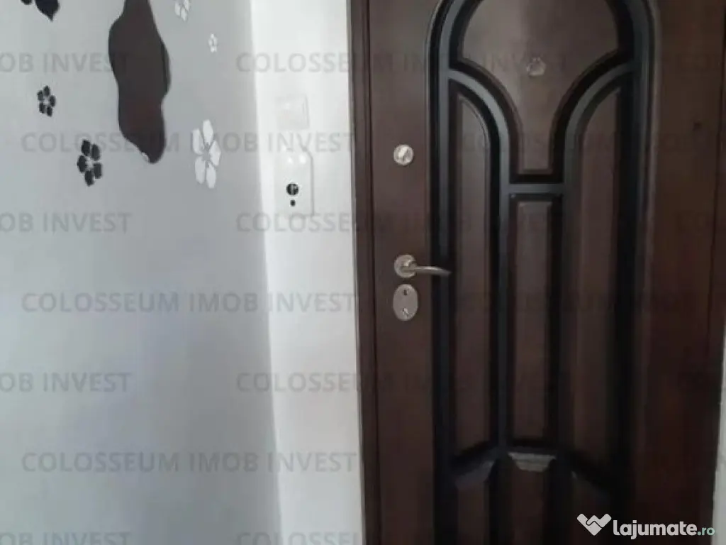 Garsoniera decomandat - zona Astra 