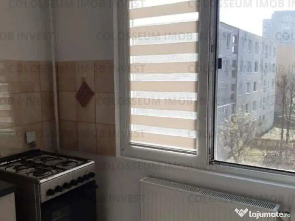 Garsoniera decomandat - zona Astra 