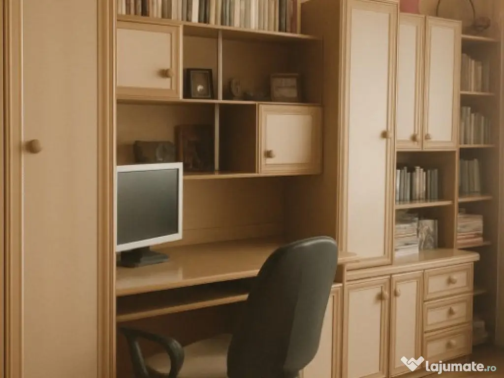 Ideal pentru investitie! Apartament 3 camere, 2 bai, zona Straja 