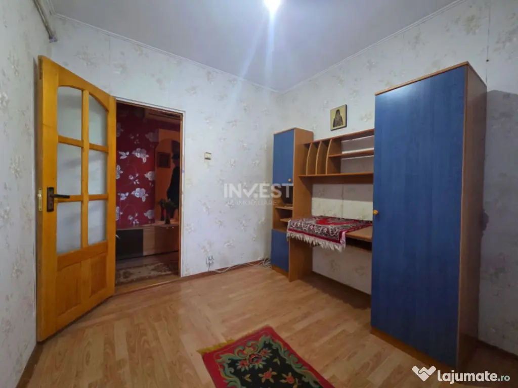DE VANZARE-APARTAMENT 3 CAMERE-MIRCEA CEL BATRAN