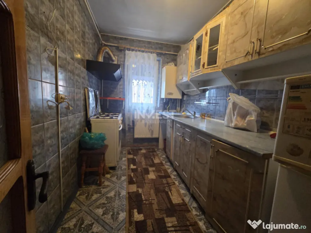 DE VANZARE-APARTAMENT 3 CAMERE-MIRCEA CEL BATRAN