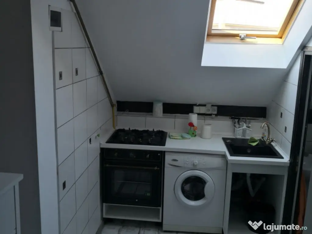 Apartament 2 camere Centrul istoric,85000 Euro 