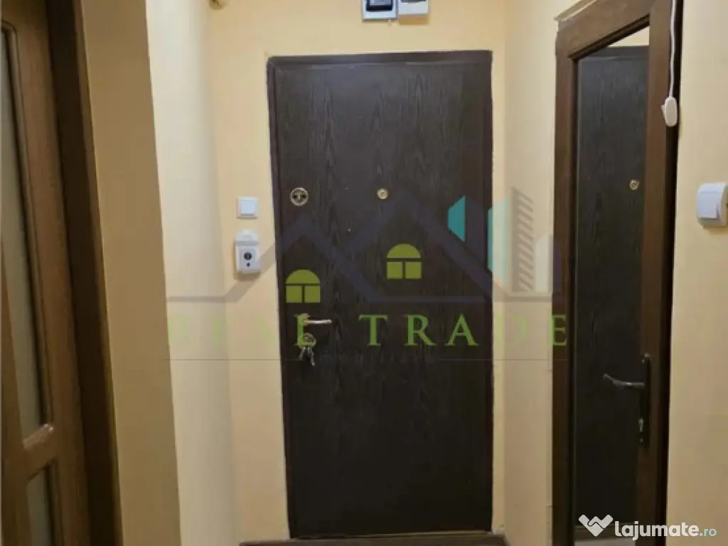 Garsoniera decomandata zona Astra