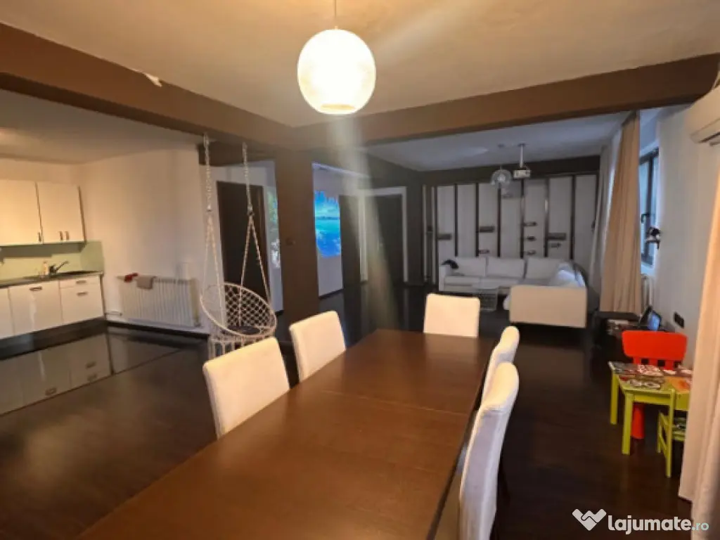 Cladire spatiu comercial / birouri , in zona Anda, Constanta 