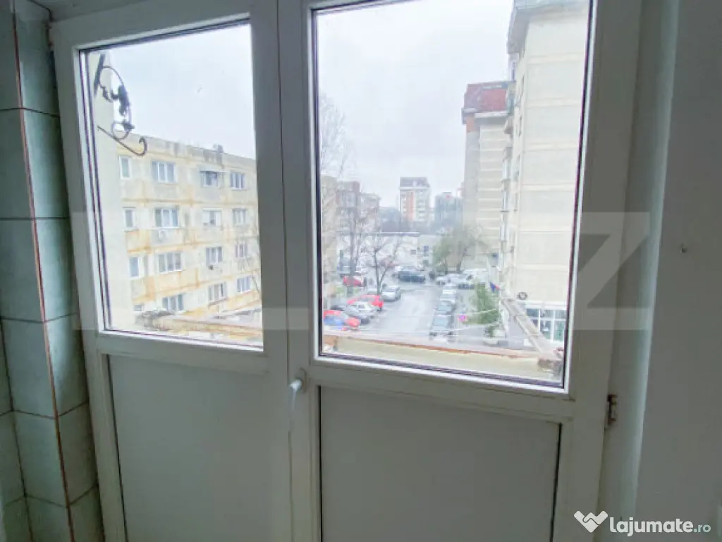 Garsoniera de vanzare, 25 mp, zona Lapus