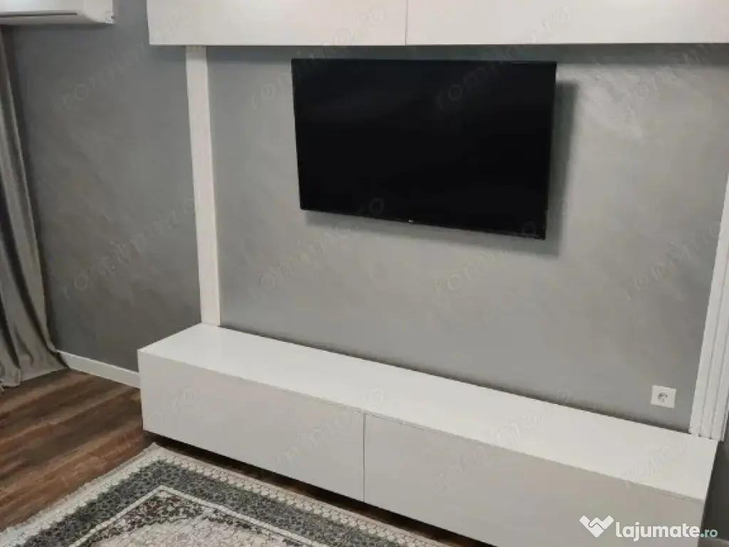 Garsoniera zona Titan