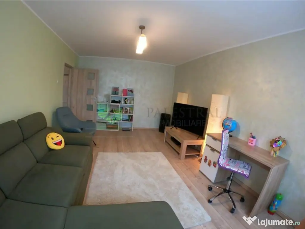 Apartament de 2 camere Scriitorilor renovat,mobilat,155000 E 