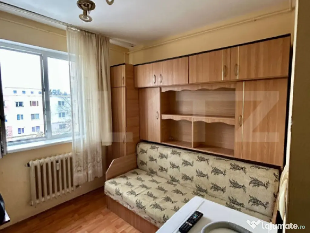 Garsoniera 11 mp, aproape de Casa Piratilor
