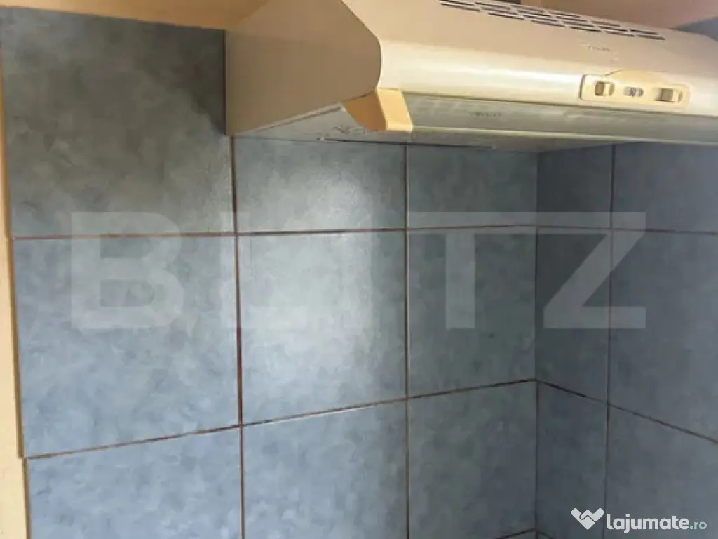 Garsoniera 11 mp, aproape de Casa Piratilor