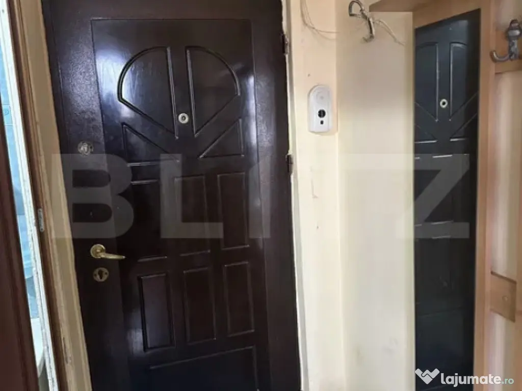 Garsoniera 11 mp, aproape de Casa Piratilor