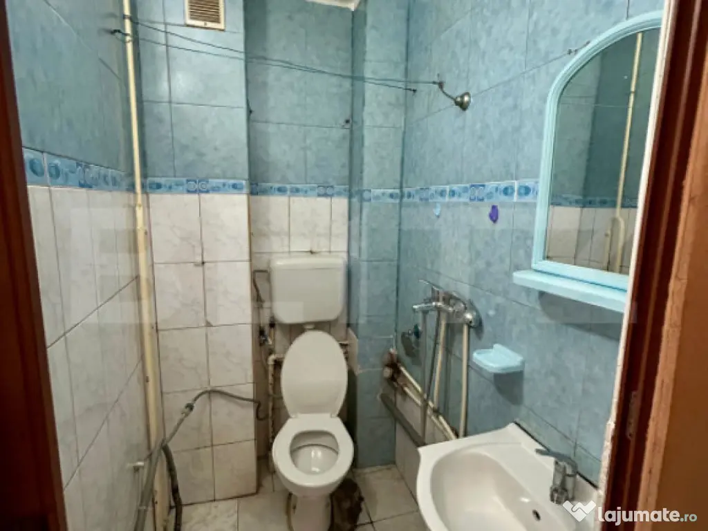 Garsoniera 11 mp, aproape de Casa Piratilor