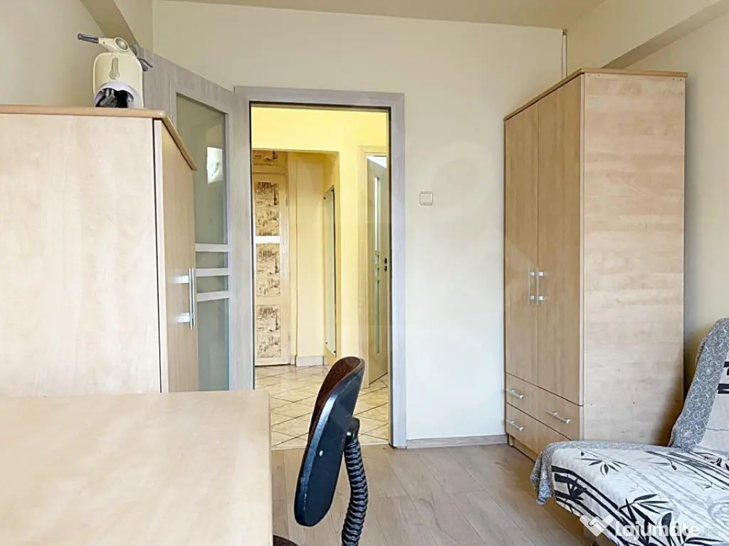 Apartament cu 3 camere de inchiriat pe Calea Aradului, Orade