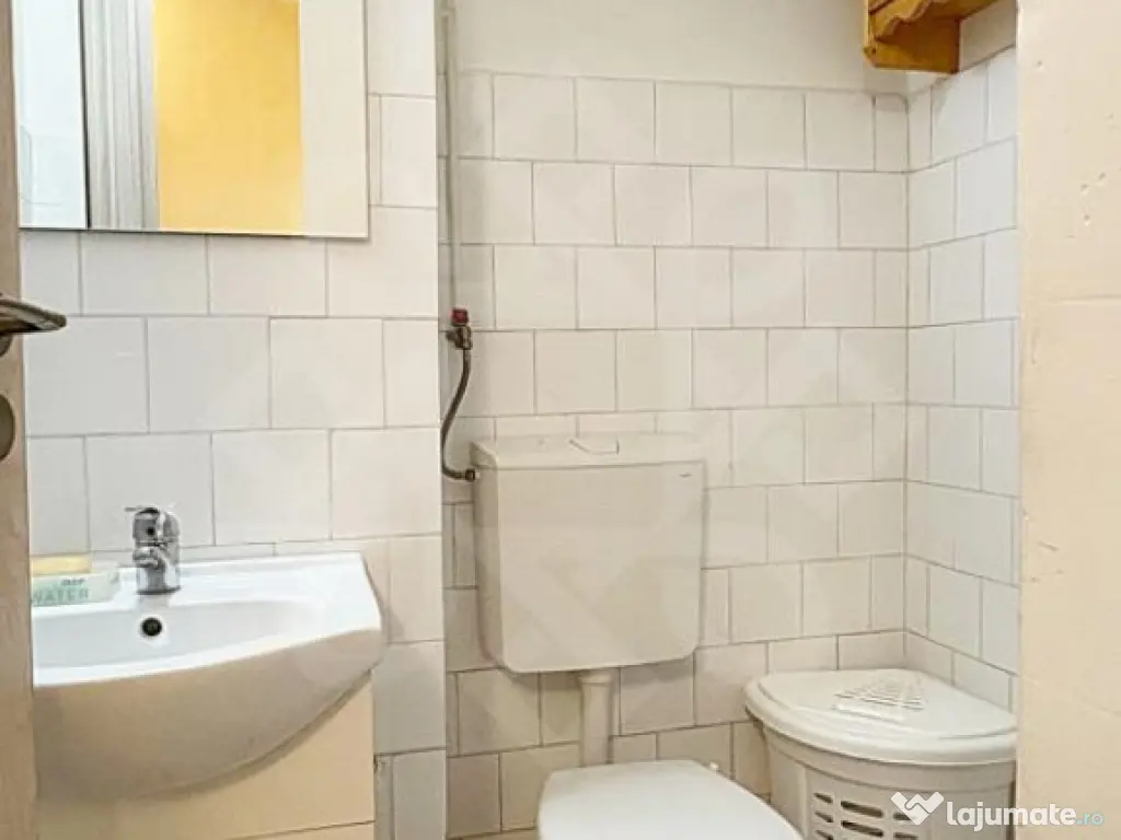 Apartament cu 3 camere de inchiriat pe Calea Aradului, Orade