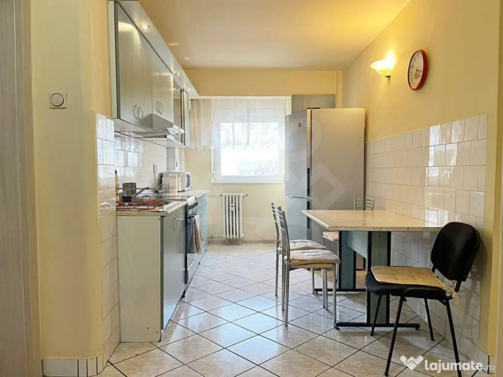 Apartament cu 3 camere de inchiriat pe Calea Aradului, Orade