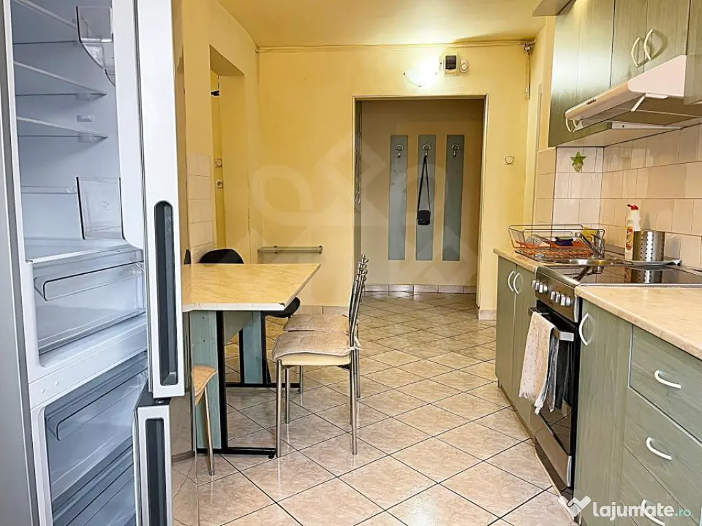 Apartament cu 3 camere de inchiriat pe Calea Aradului, Orade