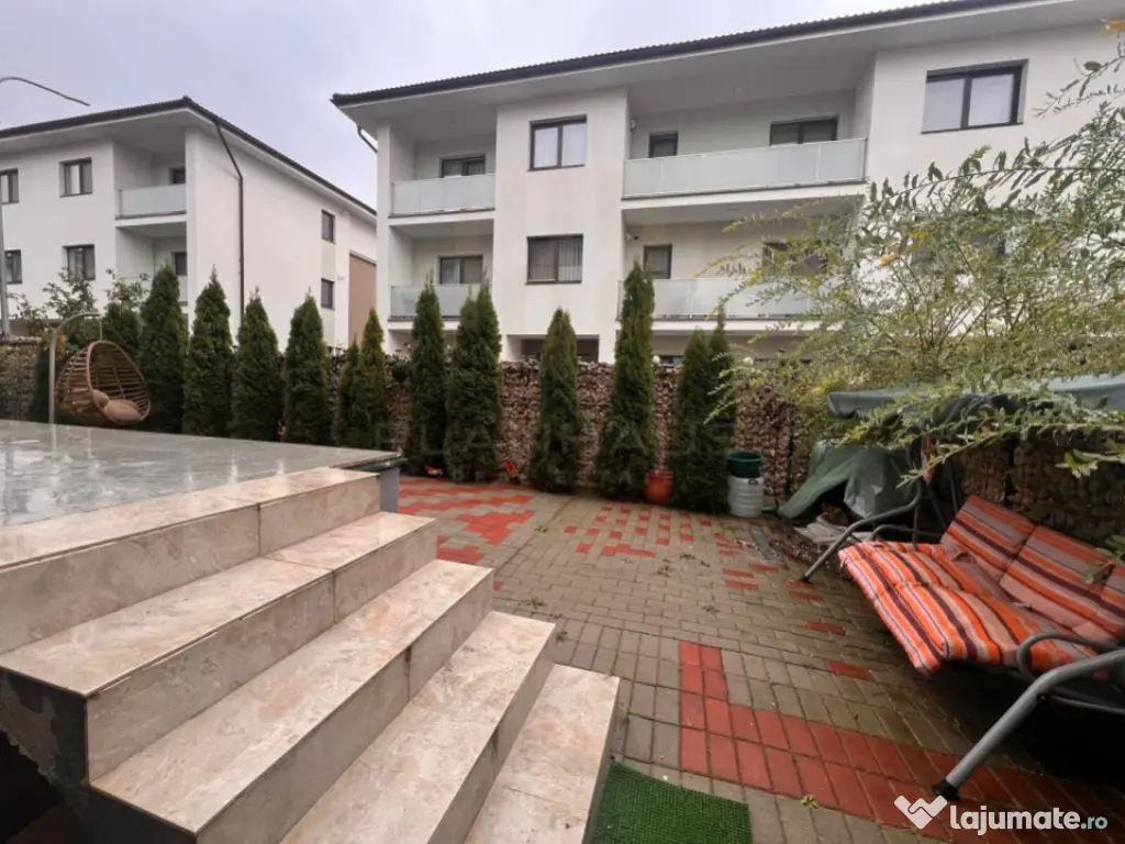 Apartament 3 camere, 53 mp, zona Sasar