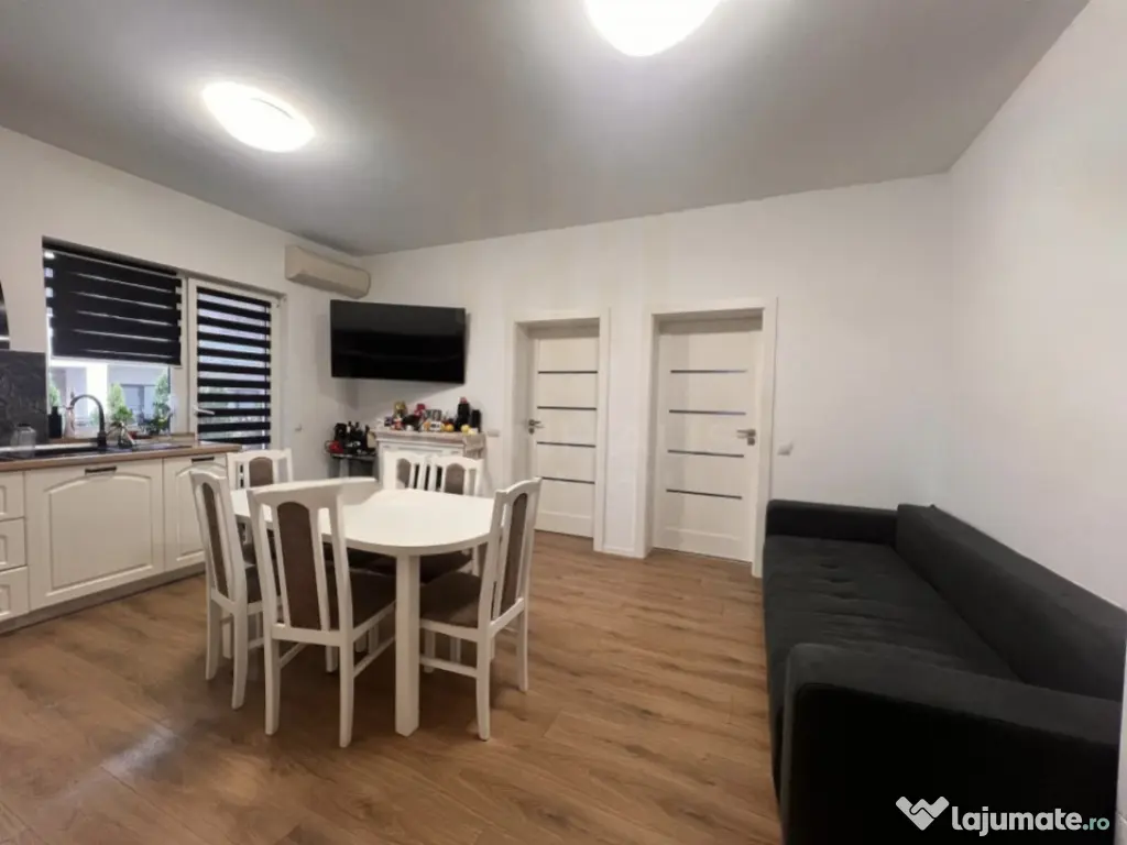 Apartament 3 camere, 53 mp, zona Sasar