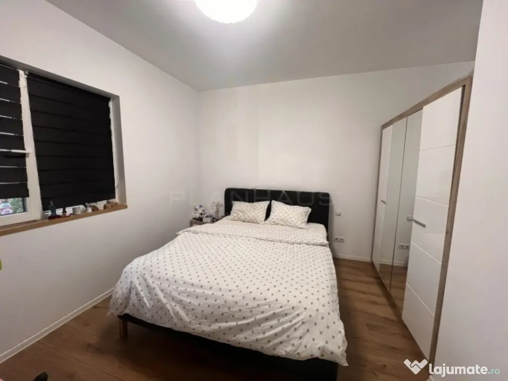 Apartament 3 camere, 53 mp, zona Sasar