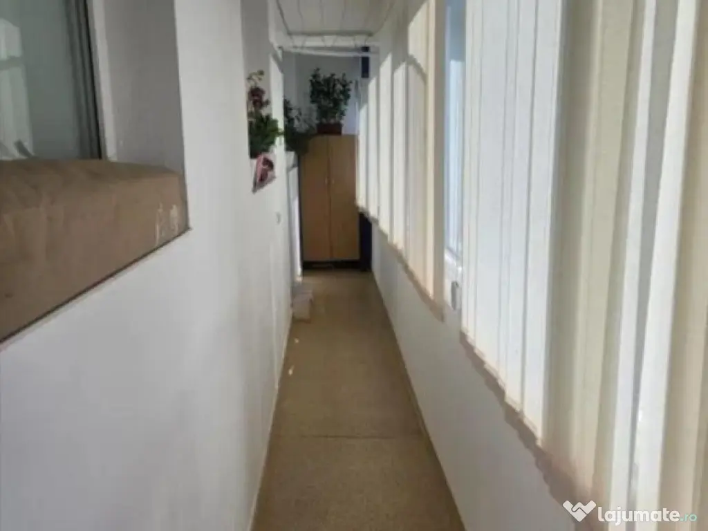 Apartament 3 camere decomandat Bdul Constantin Brancoveanu 