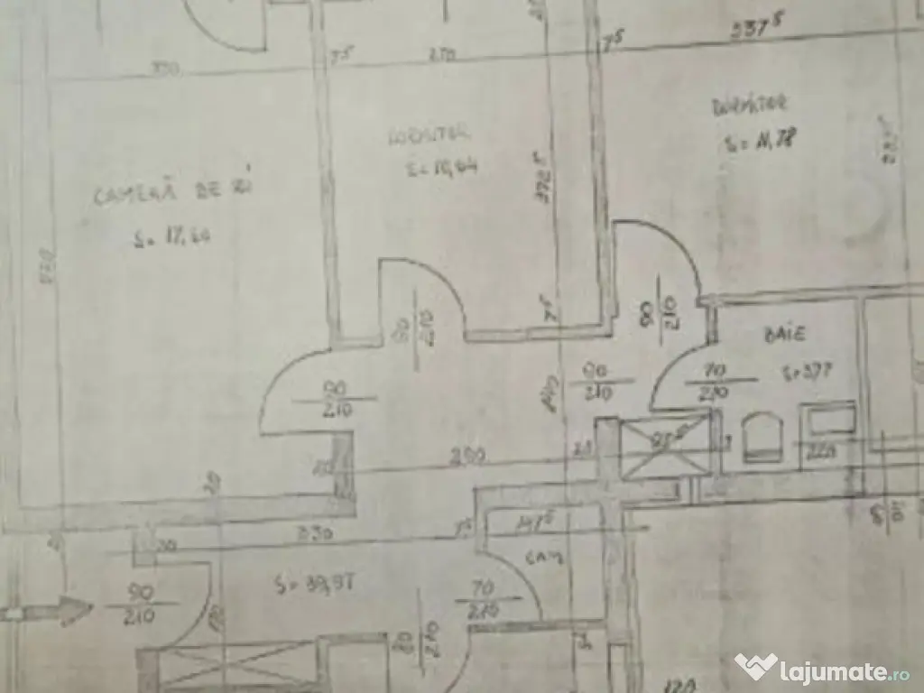 Apartament 3 camere decomandat Bdul Constantin Brancoveanu 