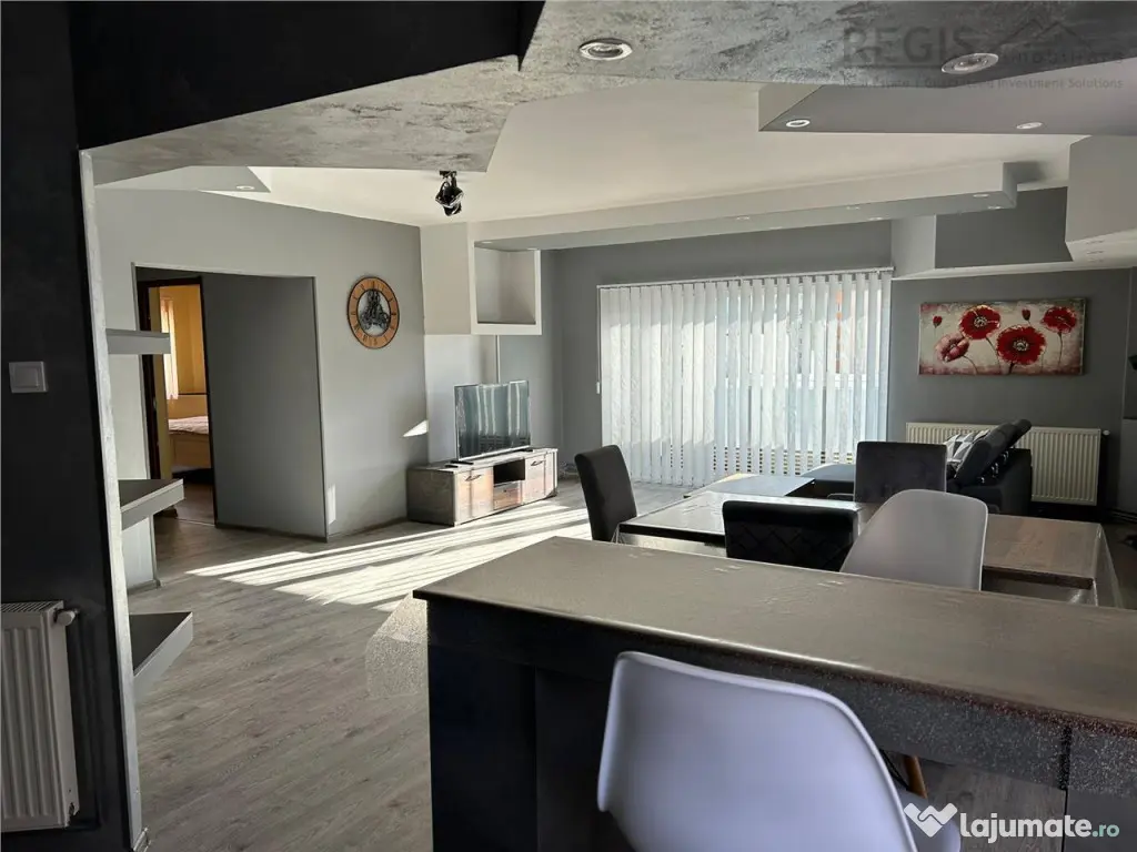 Apartament generos 3 camere Zona Centrul Civic -Brasov 