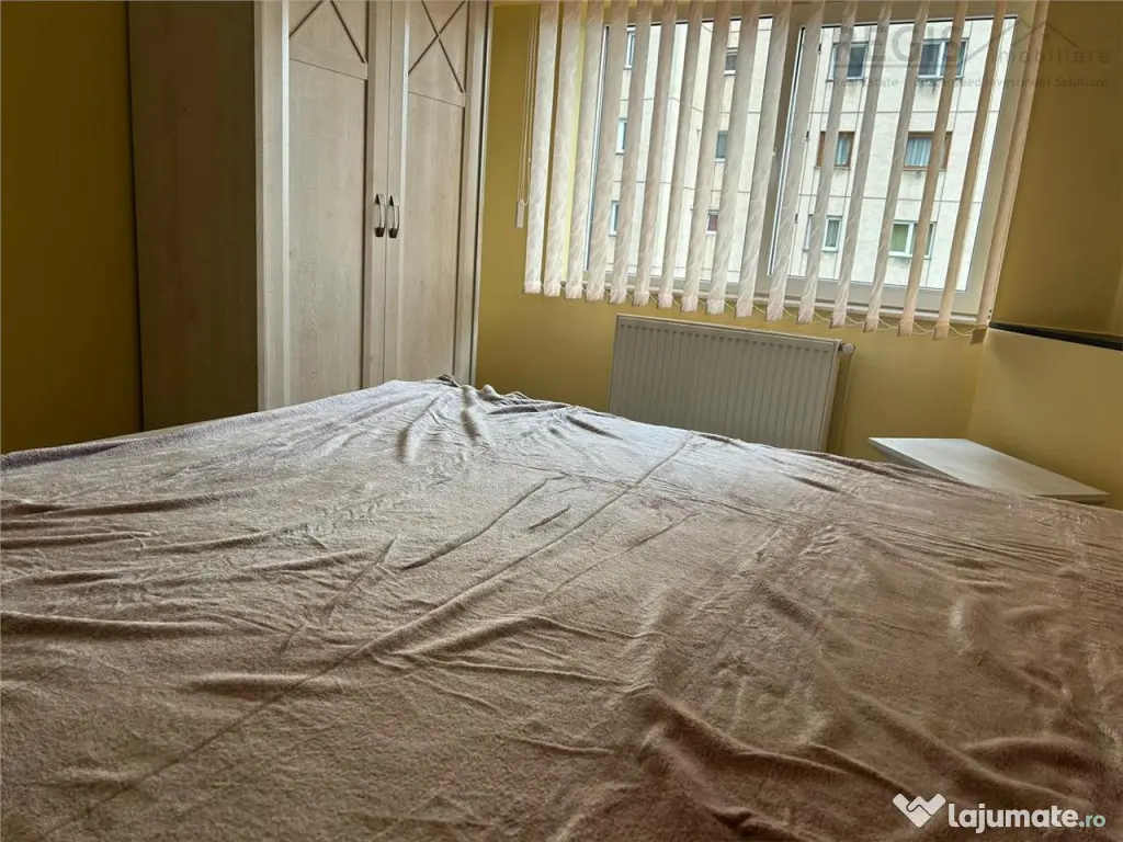 Apartament generos 3 camere Zona Centrul Civic -Brasov 