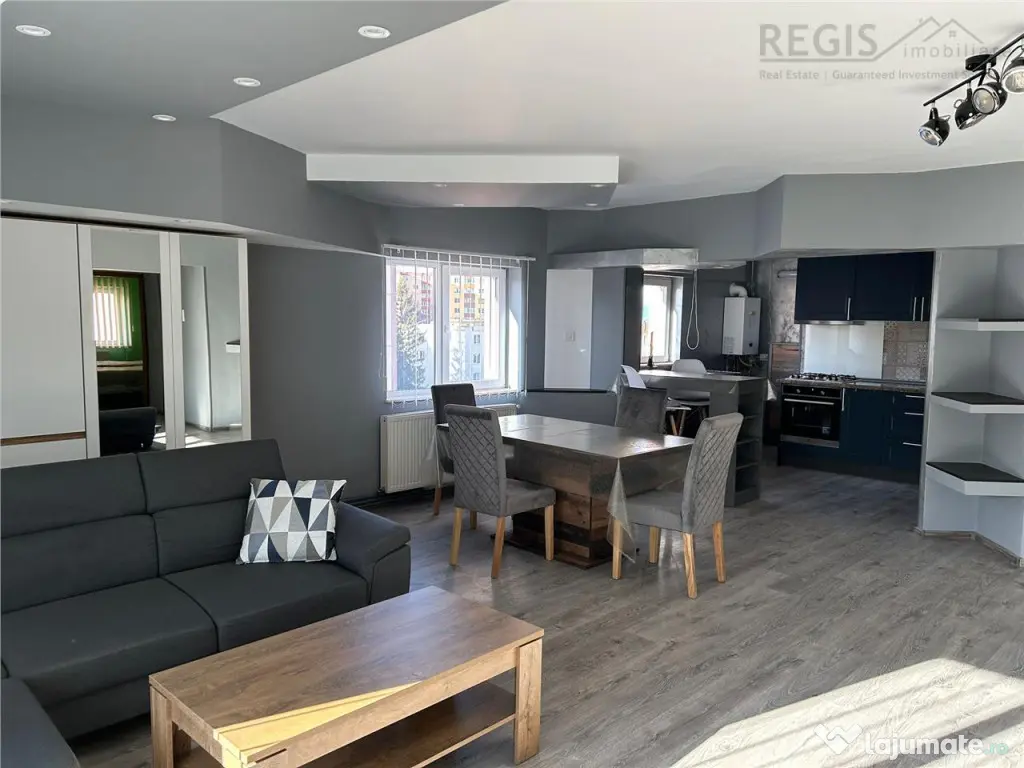 Apartament generos 3 camere Zona Centrul Civic -Brasov 