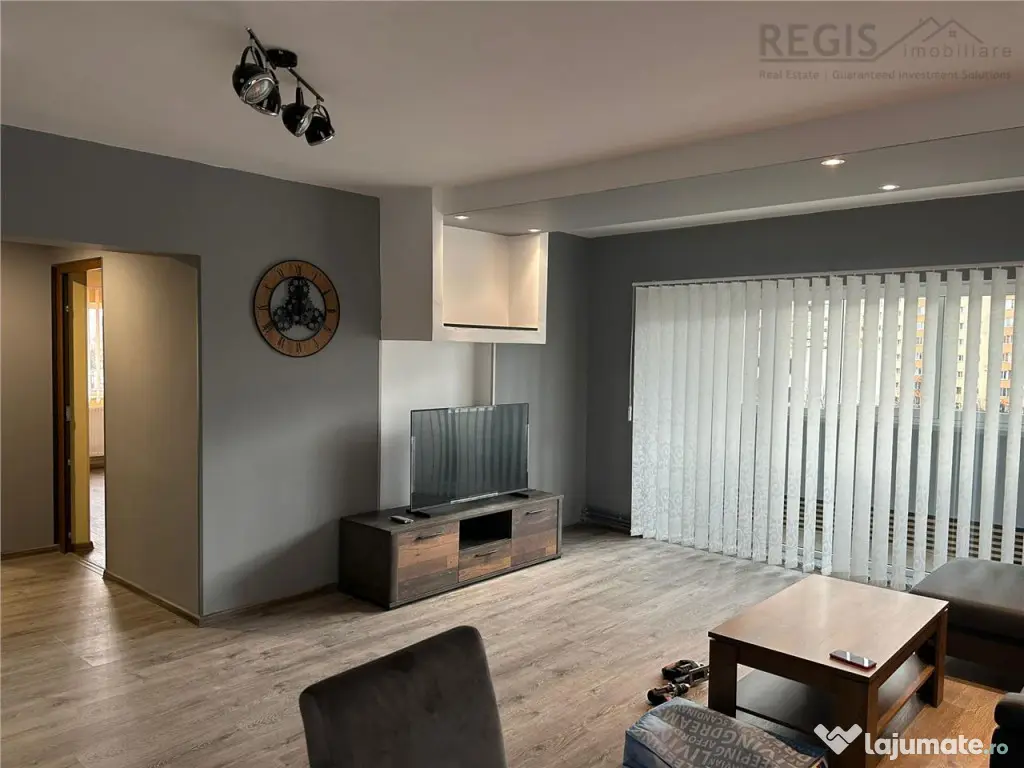 Apartament generos 3 camere Zona Centrul Civic -Brasov 