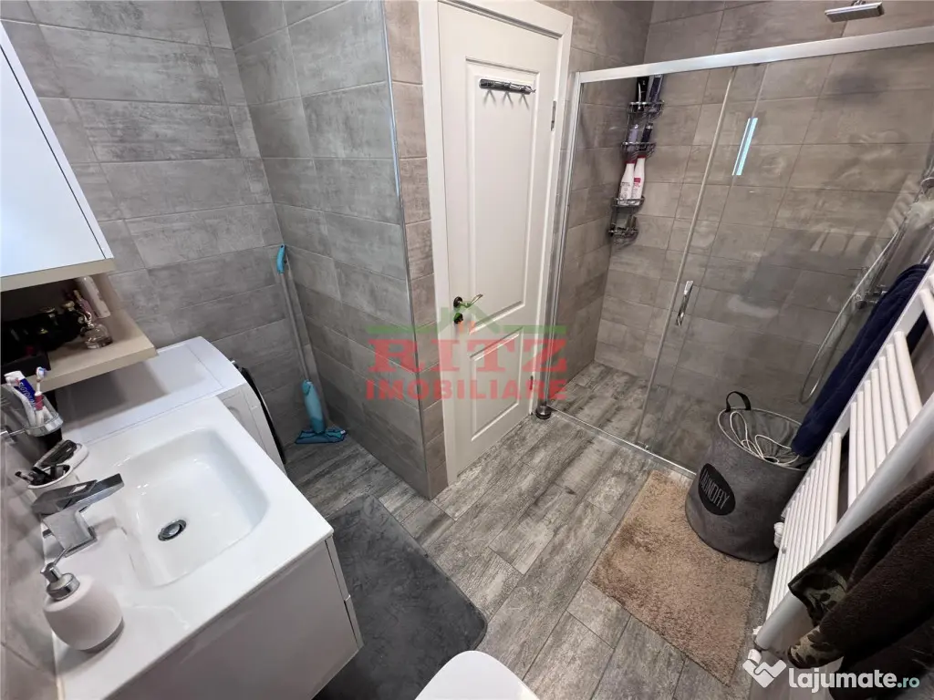 Nou! Ap. de lux, S=90 mp, terasa generoasa, zona Lic. Ion M