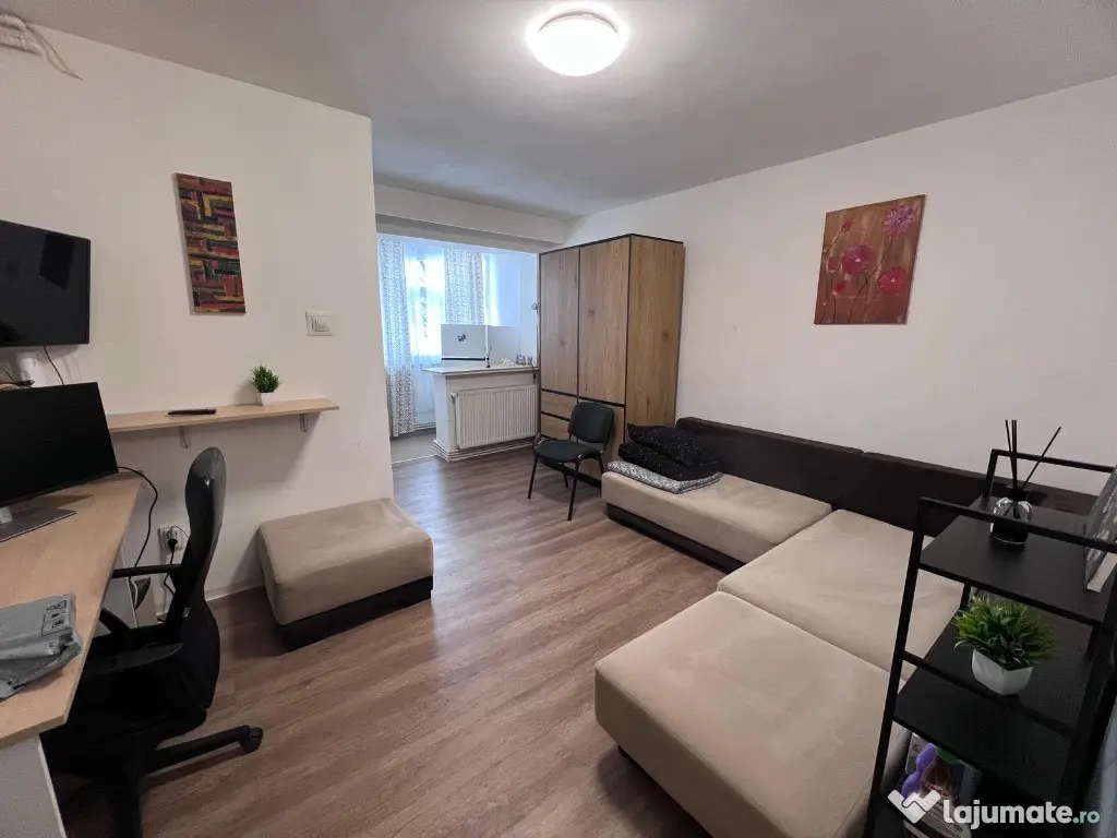 Apartament o camera,zona Zarandului 