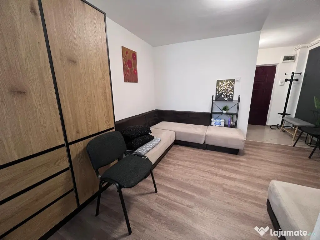 Apartament o camera,zona Zarandului 