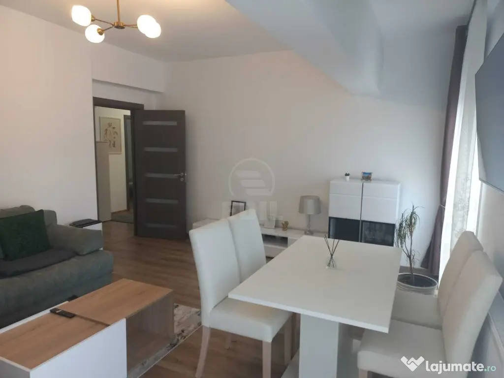 Apartament decomandat, lift și parcare, acces rapid spre Cluj 