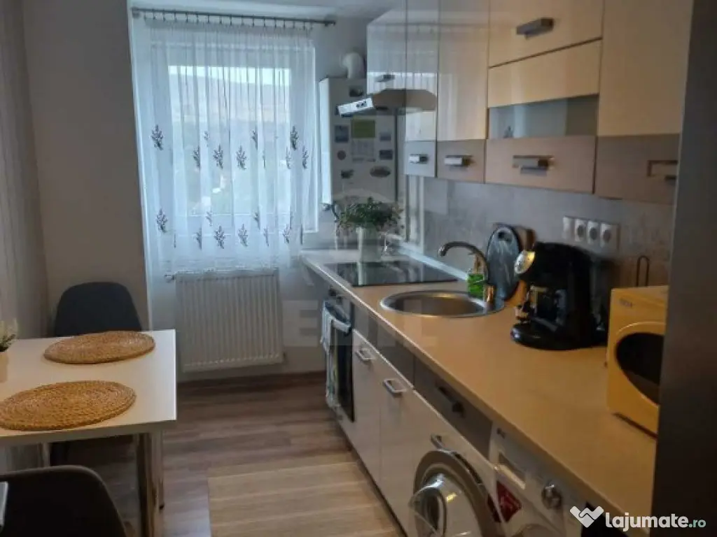 Apartament decomandat, lift și parcare, acces rapid spre Cluj 