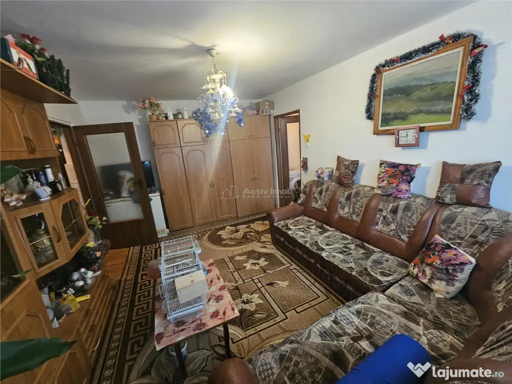 Resita, 2 Cam. Cf. 1, Mobilat Utilat, Bulevard, Micro 2