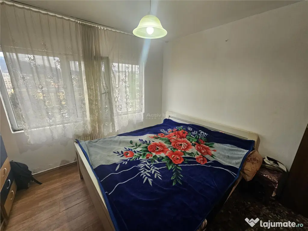 Resita, 2 Cam. Cf. 1, Mobilat Utilat, Bulevard, Micro 2