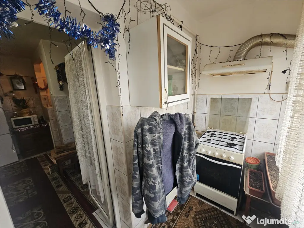 Resita, 2 Cam. Cf. 1, Mobilat Utilat, Bulevard, Micro 2