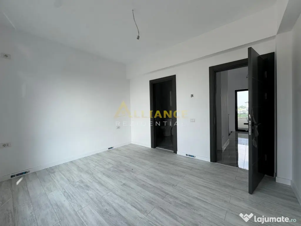 Casa de | Teren 350 mp | 4 camere | Dormitor cu baie propri