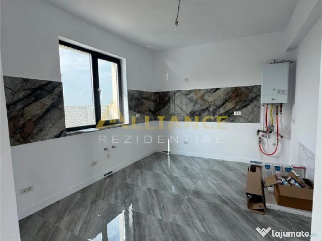 Casa de | Teren 350 mp | 4 camere | Dormitor cu baie propri