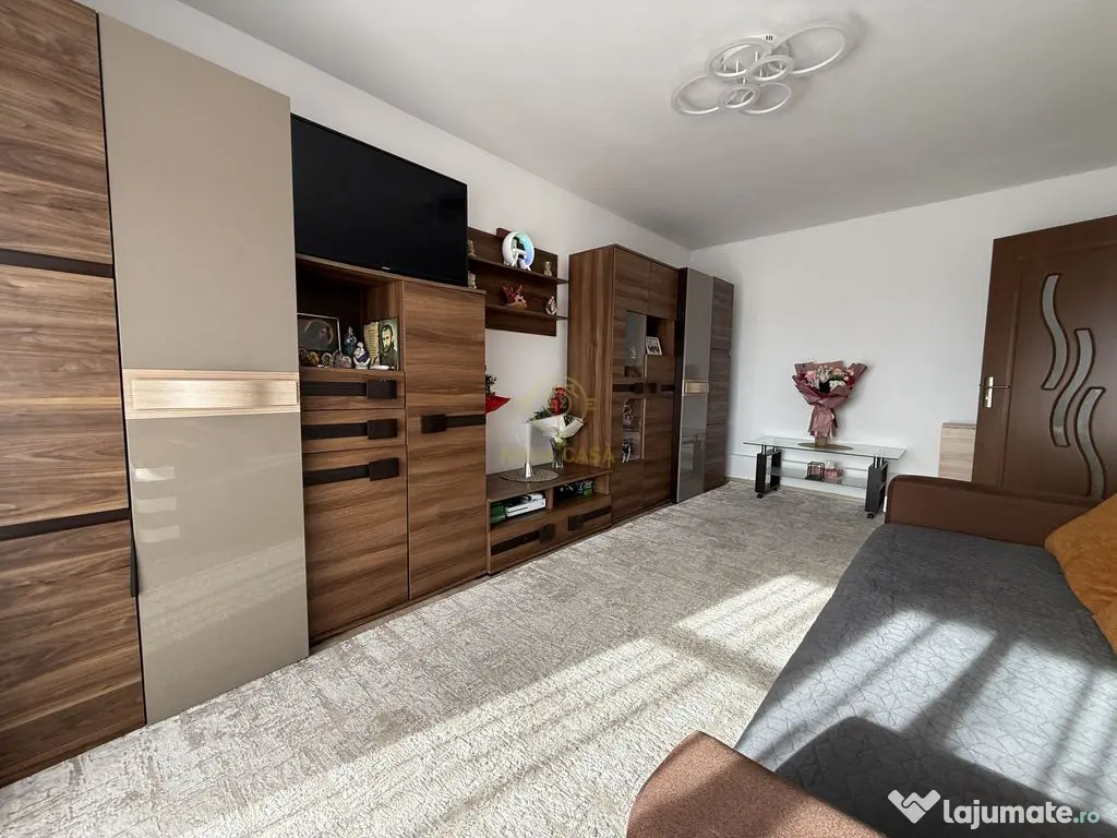 De vanzare Apartament Decomandat 3 Camere Zona Buna/Mobil... 