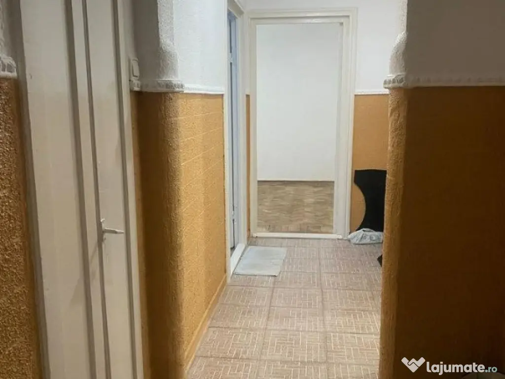 Apartament de vanzare Constanta zona Cet 