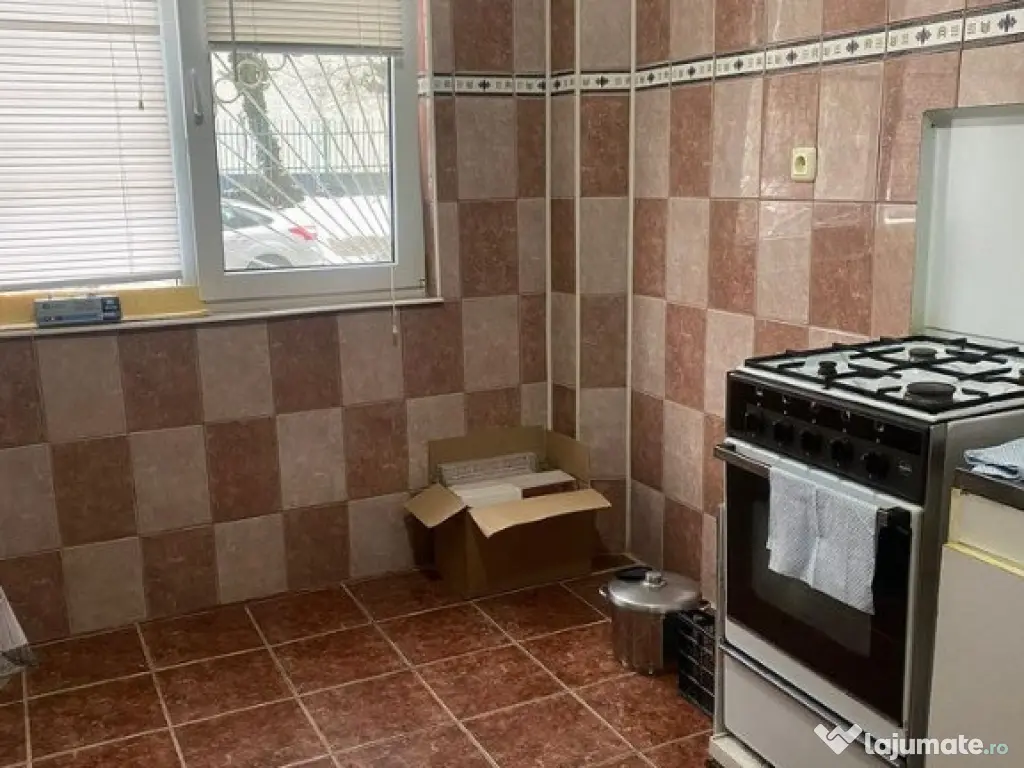 Apartament de vanzare Constanta zona Cet 