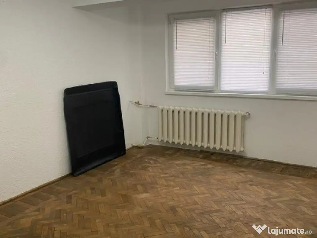 Apartament de vanzare Constanta zona Cet 